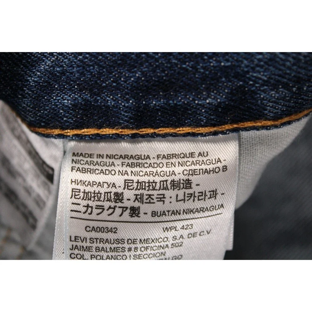 Levi's 550 Relaxed Fit Tapered Leg Denim Jeans Men's 46x34 Medium Stonewash NWT